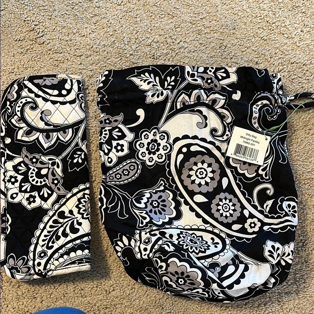 Vera Bradley Black and White Quilted hot tool Cover and dirty bag.